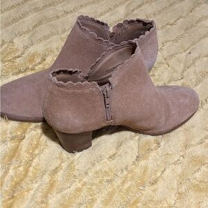 Jack Rogers. Tan. Size 8.5